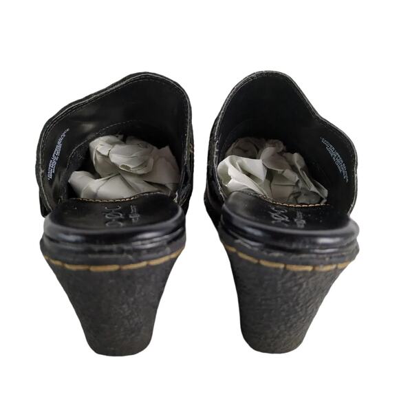 Born BOC Women's 7 Black Leather Slip-On Heeled Mules Clogs Shoes Buckle Boho - Picture 6 of 10